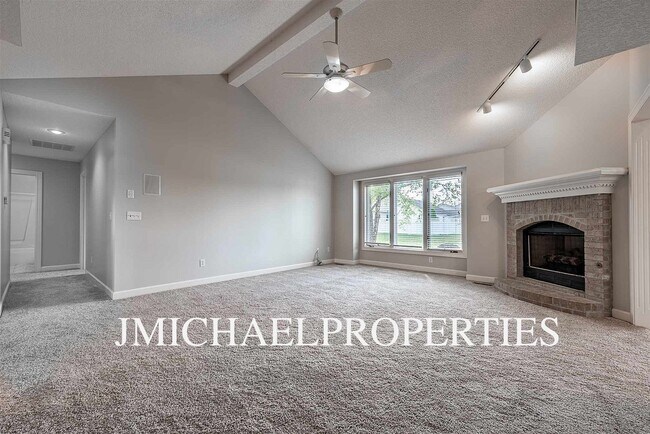 Foto del edificio - 11325 Bromley Cove