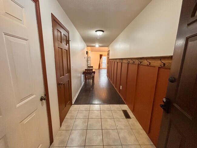 Foto del edificio - 710 S Shore Ct