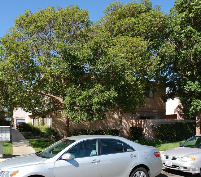Foto del edificio - 14271 Chestnut St