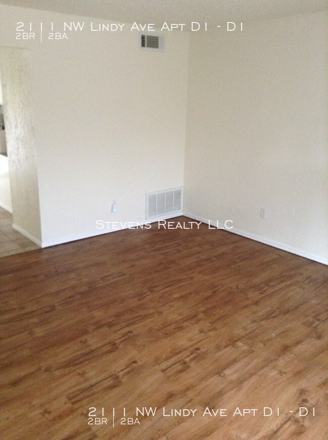 2111 NW Lindy Ave Unit D1, Lawton, OK 73505 Apartment for Rent in