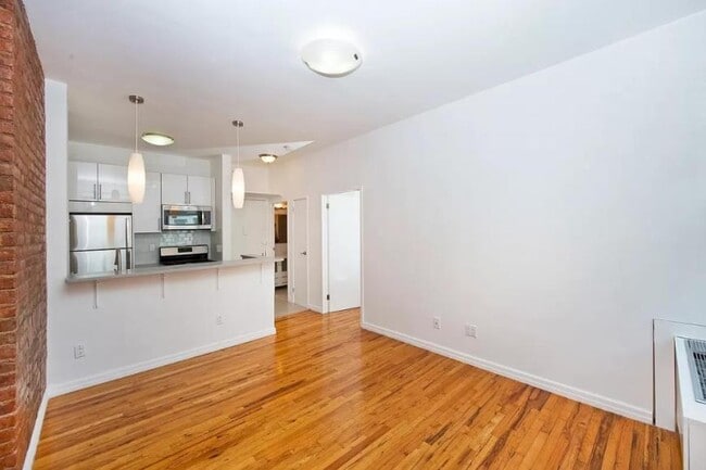 Building Photo - 1 bedroom in New York NY 10014