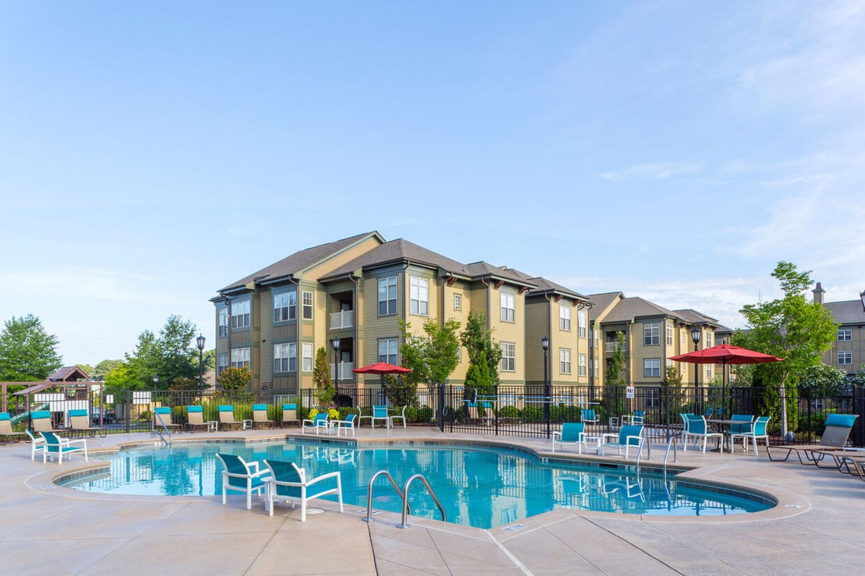 SOUTHPOINT VILLAGE Apartments 100 Village Circle Way Durham, NC