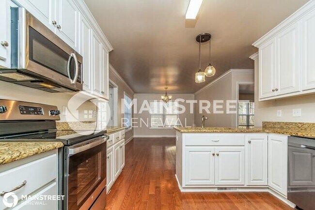 Foto del edificio - 1207 E MIDDLETON DR, CREEDMOOR, NC 27522