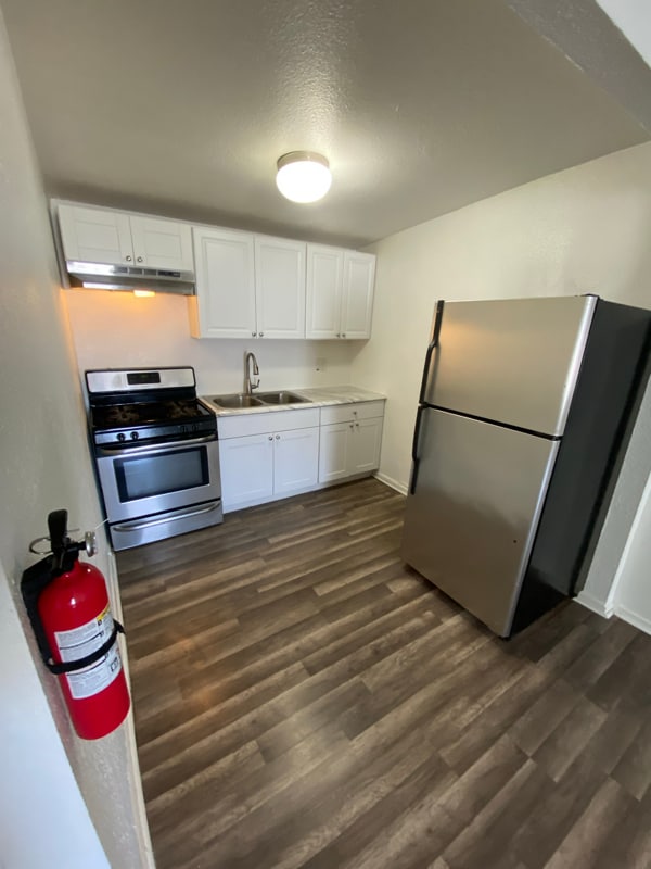 Building Photo - 5415 Buena Vista St