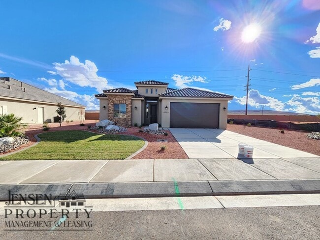 Building Photo - Beautiful Newer Home in Sedero-By Sand Hollow