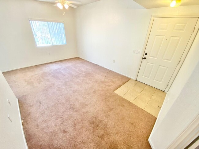 Building Photo - LOVELY 2 BEDROOM, 2 BATHROOM FIRST FLOOR C...