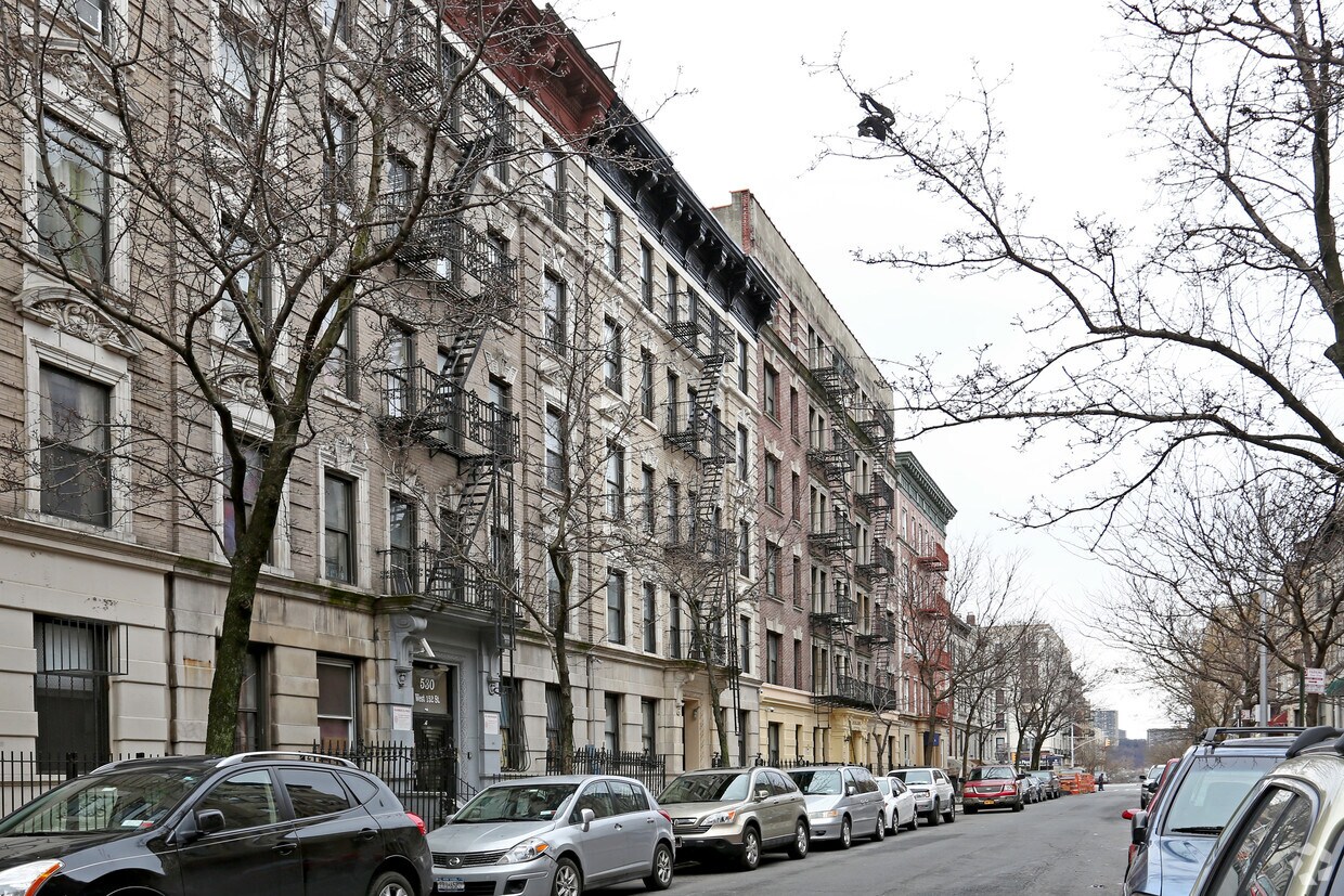 Foto del edificio - 532 W 152nd St