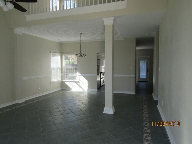 Foto del edificio - Weeping Cedar Trail