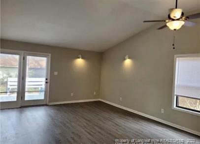 Building Photo - 3592 Torbay Dr