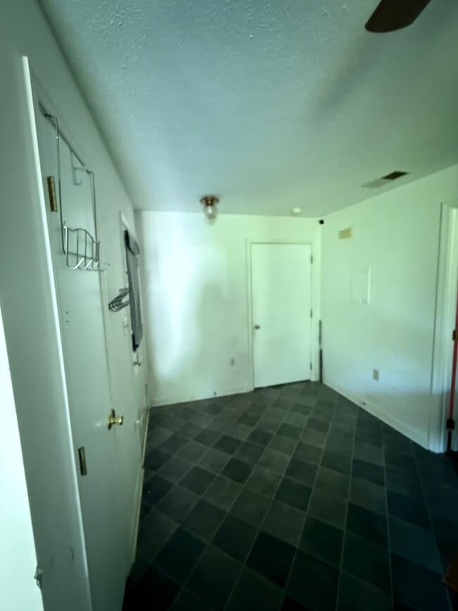 Building Photo - 108 Treadwell St