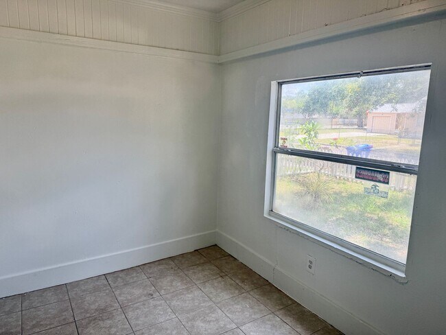 Foto del edificio - Affordable 2/1 located in St. Pete!