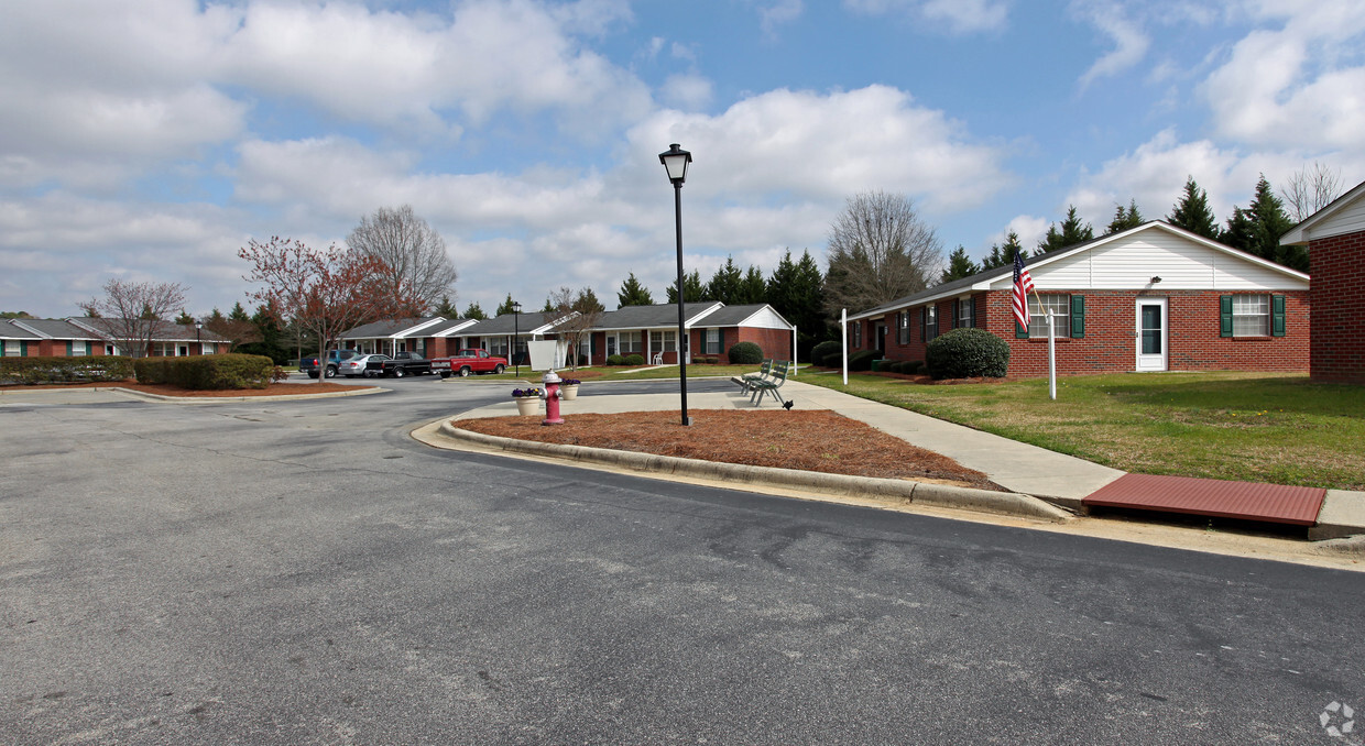 Building Photo - Windsor Place Apartments