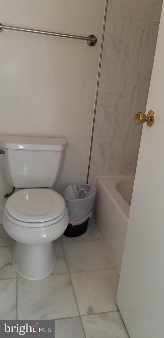 Foto del edificio - 3832 Bel Pre Rd