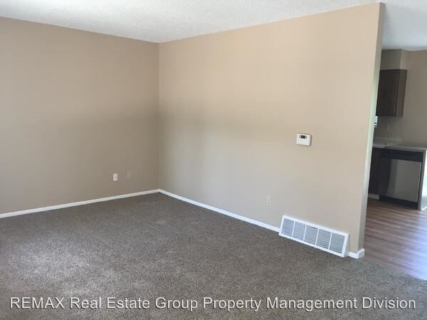 Building Photo - 3 br, 2 bath House - 1243 Commanchero Dr.