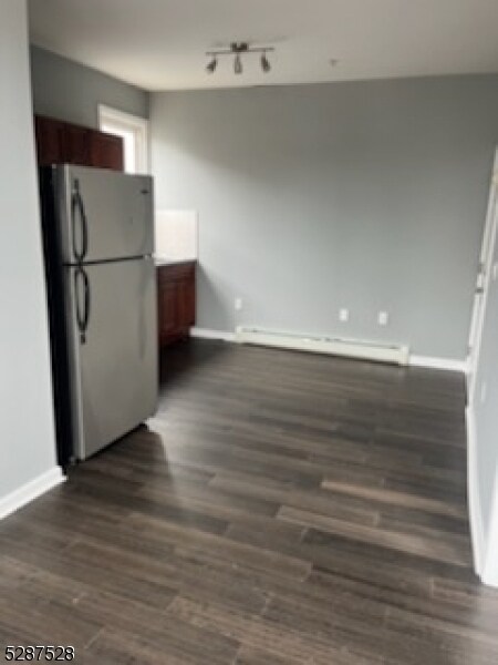 Foto del edificio - 215 Sylvan Ave