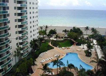 Building Photo - 3000 S Ocean Dr