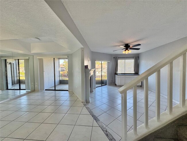 Building Photo - 120 Olive Tree Cir