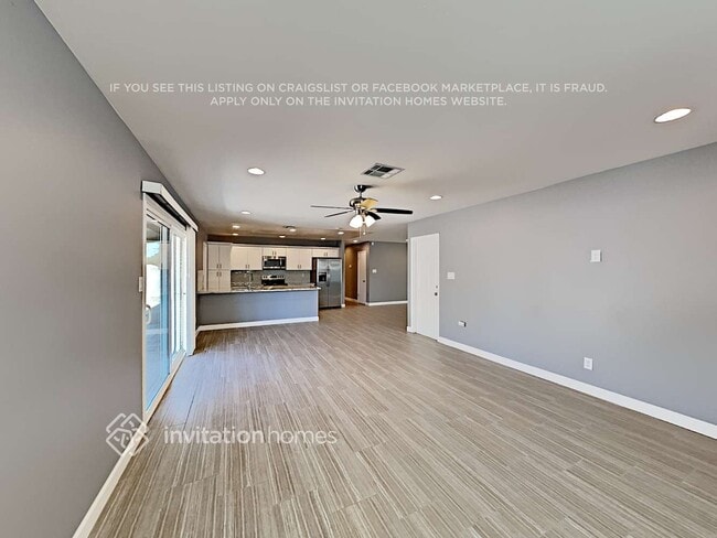 Building Photo - 420 E Hermosa Dr