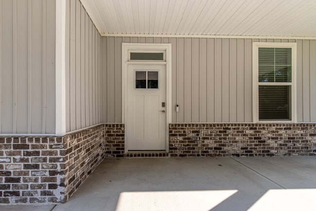 Building Photo - 3729 Old Macon Darien Rd