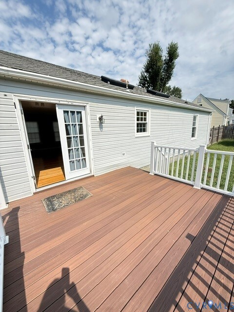 Foto del edificio - 7434 Shire Pkwy