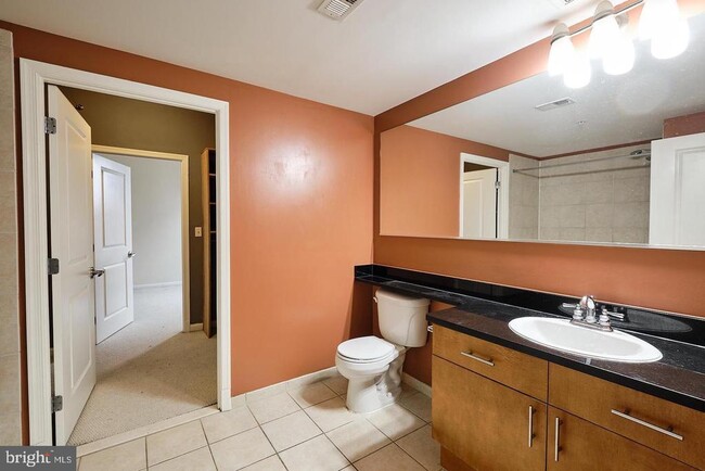 Foto del edificio - 715 6th St NW