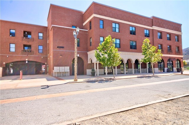 Primary Photo - 42081 3rd St