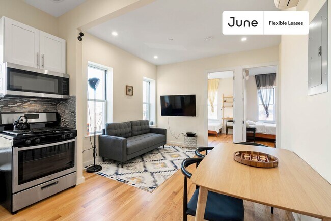 Foto del edificio - Cute Private ROOM with Bathroom in Bedford-Stuyvesant
