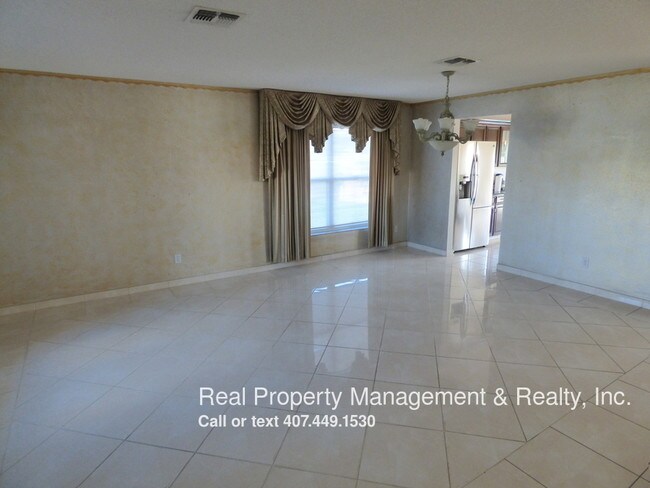 Foto del edificio - 1218 Epson Oaks Way