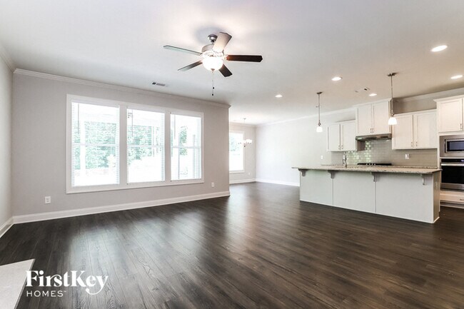 Building Photo - 4830 River Bottom Dr