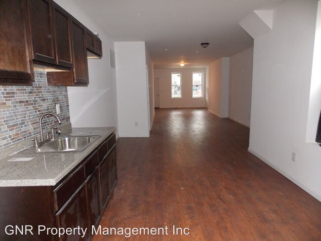 Building Photo - 29 N Paxon St