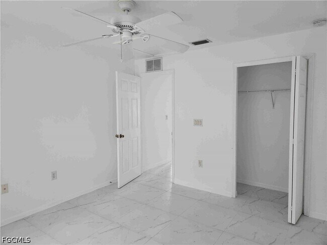 Foto del edificio - 14980 Coopers Hawk Way
