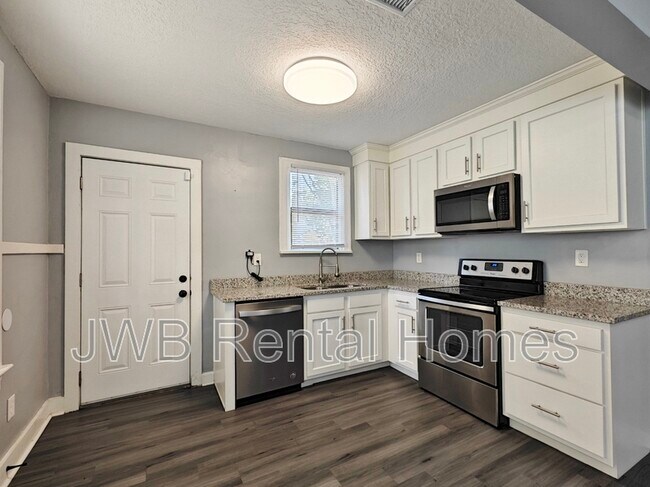 Building Photo - 4021 Green St