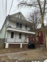 Building Photo - 140-142 Grumbach Ave