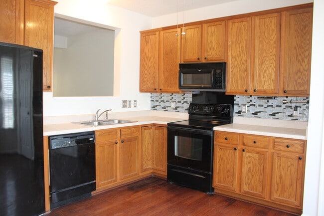 Building Photo - 2802 Gross Ave