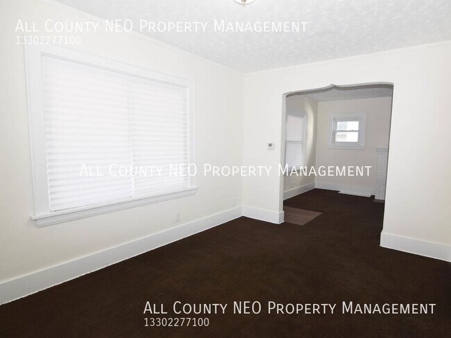 Building Photo - Beautiful 3 Bed in Akron!