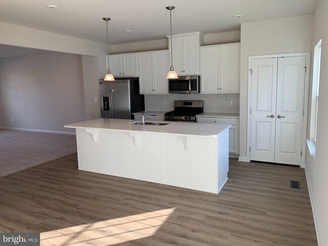 Foto del edificio - 209 Regester Chapel Rd