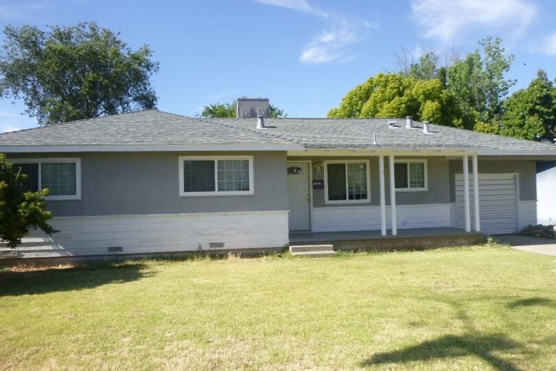 Primary Photo - 1531 Laurel Ave