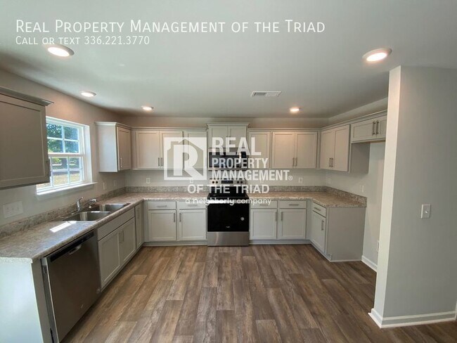 Building Photo - Recently Constructed 4 BR / 2.5 BA Home in...