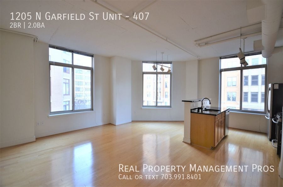 Primary Photo - Beutiful, Sun-Drenched Corner Unit- Claren...