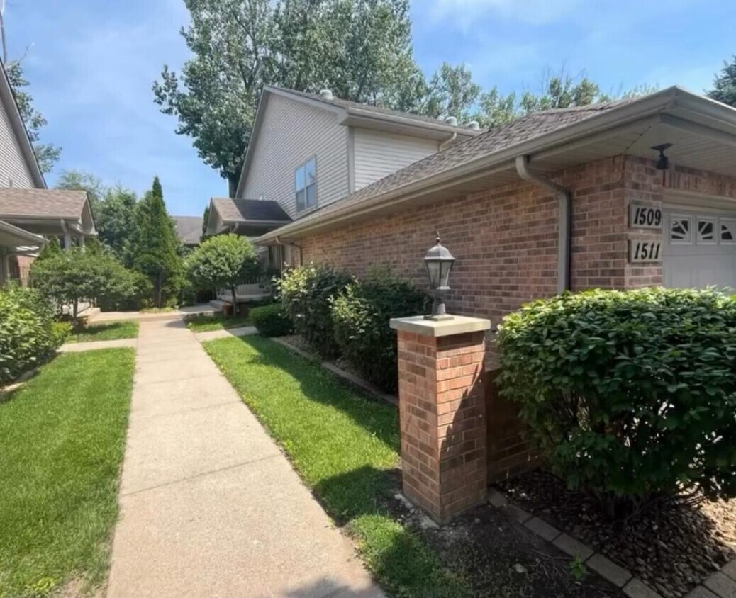 Building Photo - 1489-1555 Janice Drive - 1513 Janice Drive