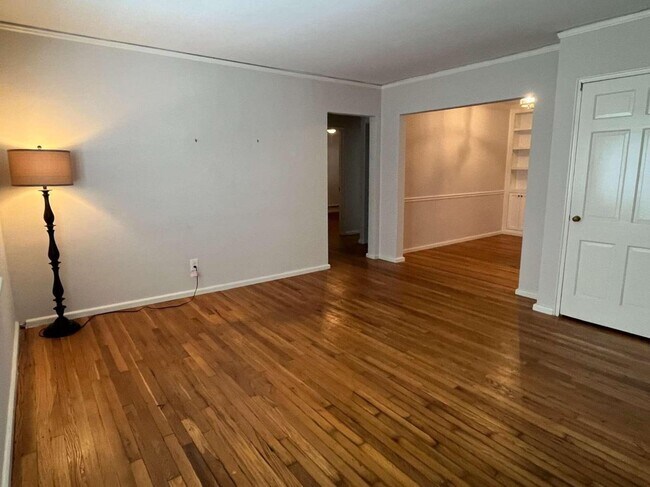 Building Photo - 501 Milledge Rd