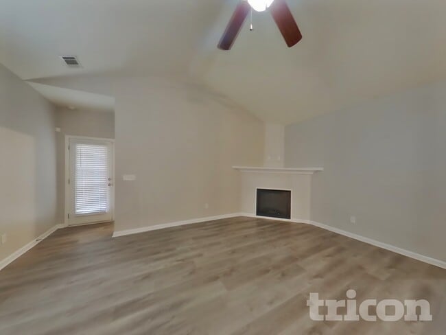 Building Photo - 7894 Bluefin Trail