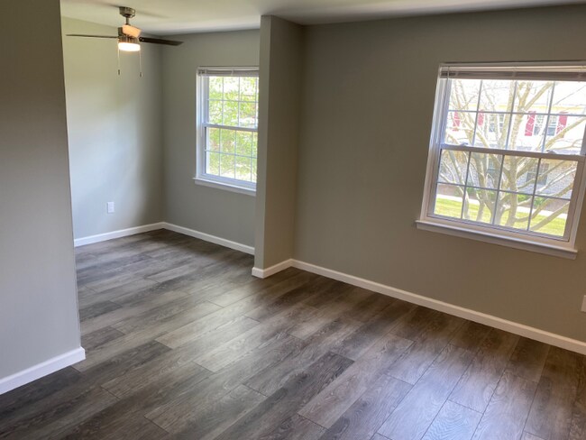 Building Photo - 158 Princeton Dr