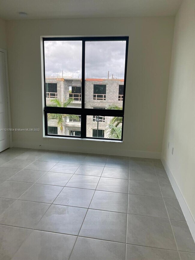 Foto del edificio - 8201 NW 41st St