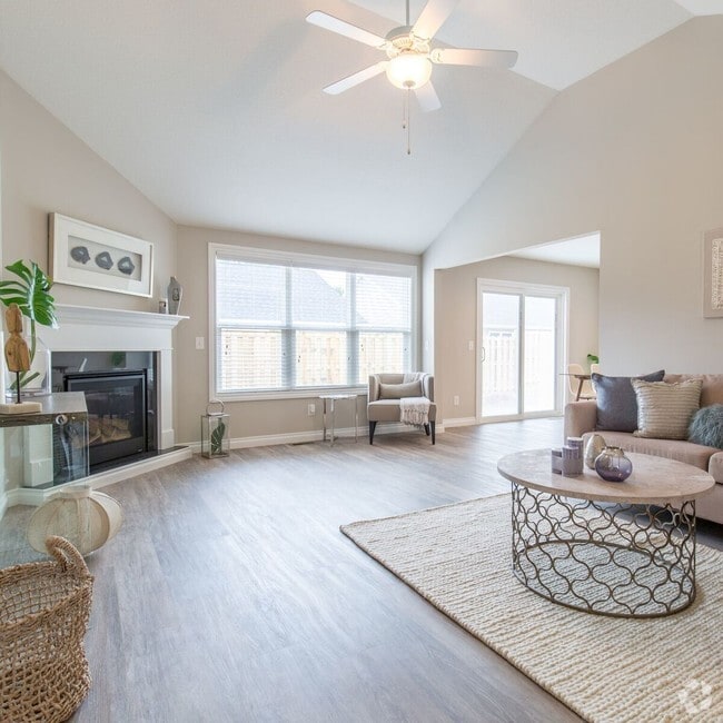 Apartments for rent in Sylvania OH with Yard 3 Rentals