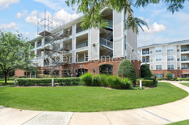 Foto del edificio - 4860 Eisenhower Ave