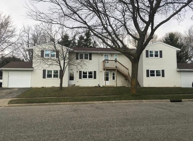 Foto del edificio - 202 Meadowpark Dr