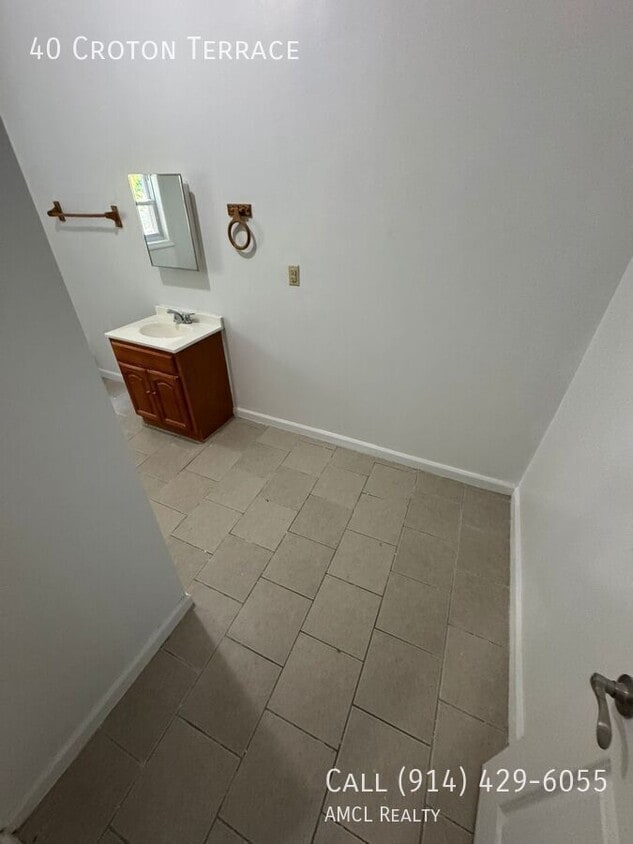Photo - 40 Croton Terrace-