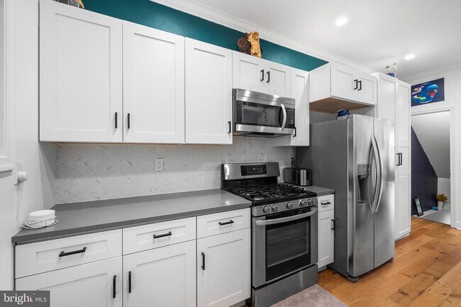 Foto del edificio - 2906 W Flora St