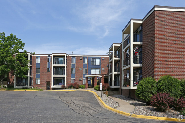 Entrance - Century Ridge